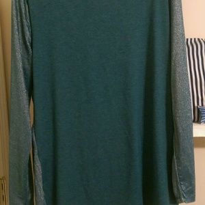 New dark green long sleeve blouse.